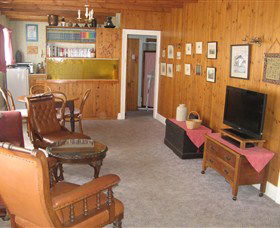 Grove - The - Tweed Heads Accommodation 0