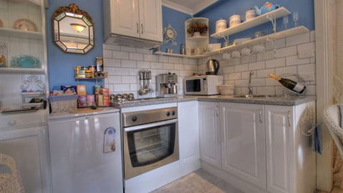 Daylesford Peppermint Springs Spa Retreat - Tweed Heads Accommodation 3