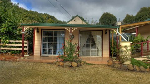 Daylesford Peppermint Springs Spa Retreat - Tweed Heads Accommodation 5