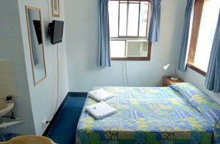 Acacia Inner City Inn - Tweed Heads Accommodation 1