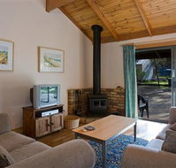 Surf Coast Cabins in Aireys Inlet - Tweed Heads Accommodation