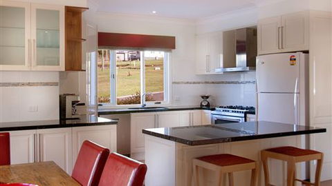 Lithgow Falls - Tweed Heads Accommodation 1