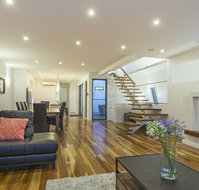 Serenity Torquay Sea View Luxury Beachfront - Tweed Heads Accommodation