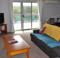 House on the Hill Port Campbell - Tweed Heads Accommodation