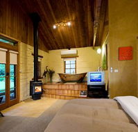 Italian Hill 1 and 2 - Tweed Heads Accommodation