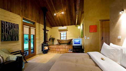 Italian Hill 1 And 2 - Tweed Heads Accommodation 0