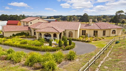 Tuscan Getaway - Tweed Heads Accommodation 0