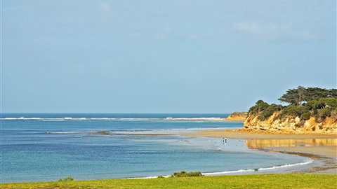 Serenity Torquay Ocean View: Luxury Beachfront - Tweed Heads Accommodation 6
