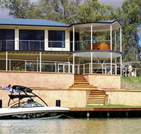 Cascades on the River - Tweed Heads Accommodation