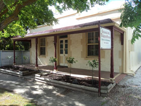 Greenock's Old Telegraph Station - Tweed Heads Accommodation 0