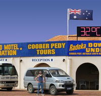Radeka Downunder Underground Motel and Backpacker Inn - Tweed Heads Accommodation