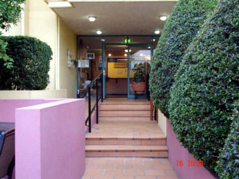 Albion Manor Motel & Serviced Apartments - Tweed Heads Accommodation 0