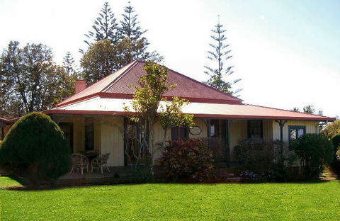 Christian's Of Bucks Point - Tweed Heads Accommodation 0