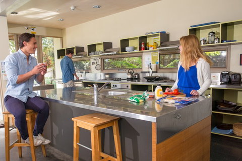 Apollo Bay Eco YHA - Tweed Heads Accommodation 5