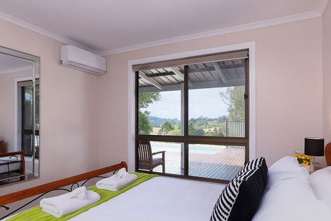 Jacaranda Cottages - Tweed Heads Accommodation 12