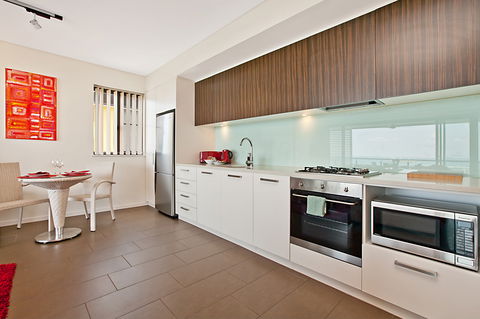 Darwin Waterfront Luxury Suites - Tweed Heads Accommodation 3