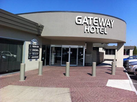 Gateway Hotel - Tweed Heads Accommodation 1