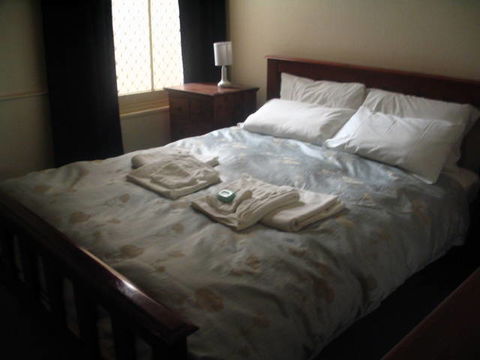 Clyde's Cottage - Tweed Heads Accommodation 4