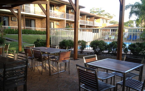 Hawks Nest Motel - Tweed Heads Accommodation 2
