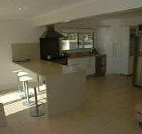 Joylaine Beach House - Tweed Heads Accommodation