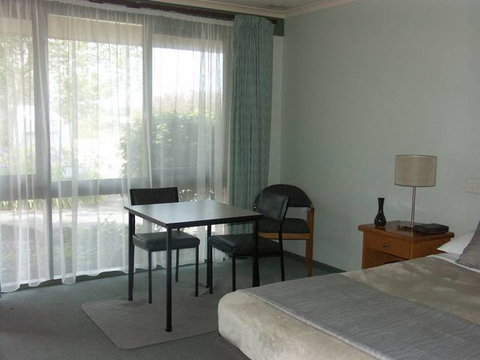 Melaleuca Motel - Tweed Heads Accommodation 1