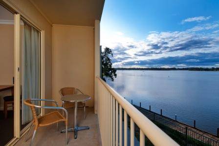 Nagambie Waterfront Motel - Tweed Heads Accommodation 6
