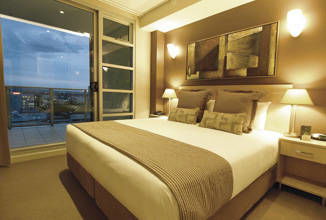 Oaks Embassy Hotel - Tweed Heads Accommodation 0