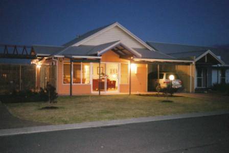 Ocean Mist Villa Albany - Tweed Heads Accommodation 1