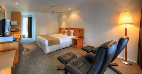 Paradise Hotel & Resort - Tweed Heads Accommodation 3