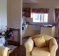 Poinciana Cottages - Tweed Heads Accommodation