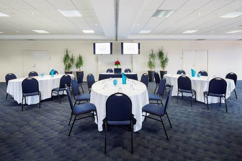 Premier Hotel & Apartments - Tweed Heads Accommodation 11