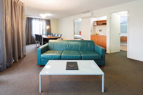 Premier Hotel & Apartments - Tweed Heads Accommodation 12