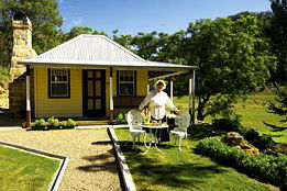 Price Morris Cottage - Tweed Heads Accommodation 1