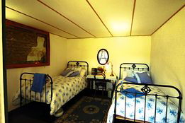 Price Morris Cottage - Tweed Heads Accommodation 3