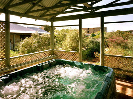 Rock Of Ages Cottage B&B - Tweed Heads Accommodation 0