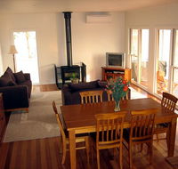 Strath Valley View B and B - Tweed Heads Accommodation
