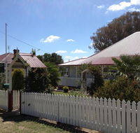 Tenterfield Luxury Historic c1895 Cottage - Tweed Heads Accommodation