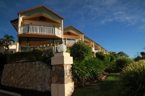 Tinaroo Lake Resort - Holiday Apartments - Tweed Heads Accommodation 3