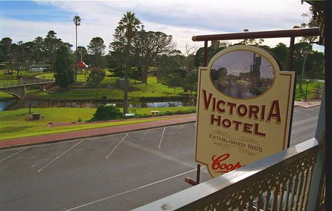 Victoria Hotel - Tweed Heads Accommodation 0