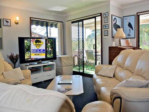 WOMBATS B&B - Apartments - AAA 3.5* Rated, Gosford - Tweed Heads Accommodation 0