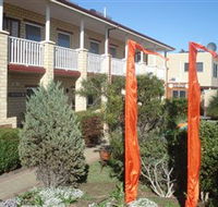 Baywatch Manor Augusta YHA - Tweed Heads Accommodation