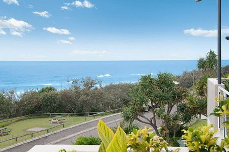 Aqua Promenade Beachfront Apartments - Tweed Heads Accommodation 5