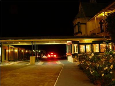Airlie House Motor Inn - Tweed Heads Accommodation 1