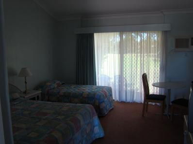 Airlie House Motor Inn - Tweed Heads Accommodation 2