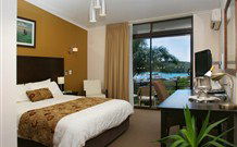 Whale Motor Inn And Restaurant - Tweed Heads Accommodation 0