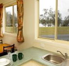 Mavis's Kitchen and Cabins - Tweed Heads Accommodation