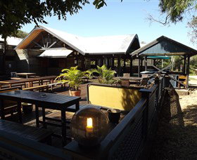Fraser Island Retreat - Tweed Heads Accommodation 2