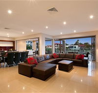 Xanadu Waterfront Elite Holiday Home - Tweed Heads Accommodation