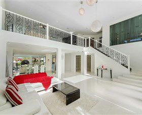 Riviera Waters At Vogue Holiday Homes - Tweed Heads Accommodation 1