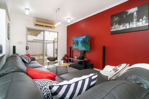 City Escape Serviced Townhouses - Tweed Heads Accommodation 0